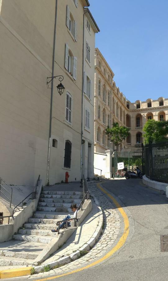 La Maison De Valentino Marseilles Buitenkant foto